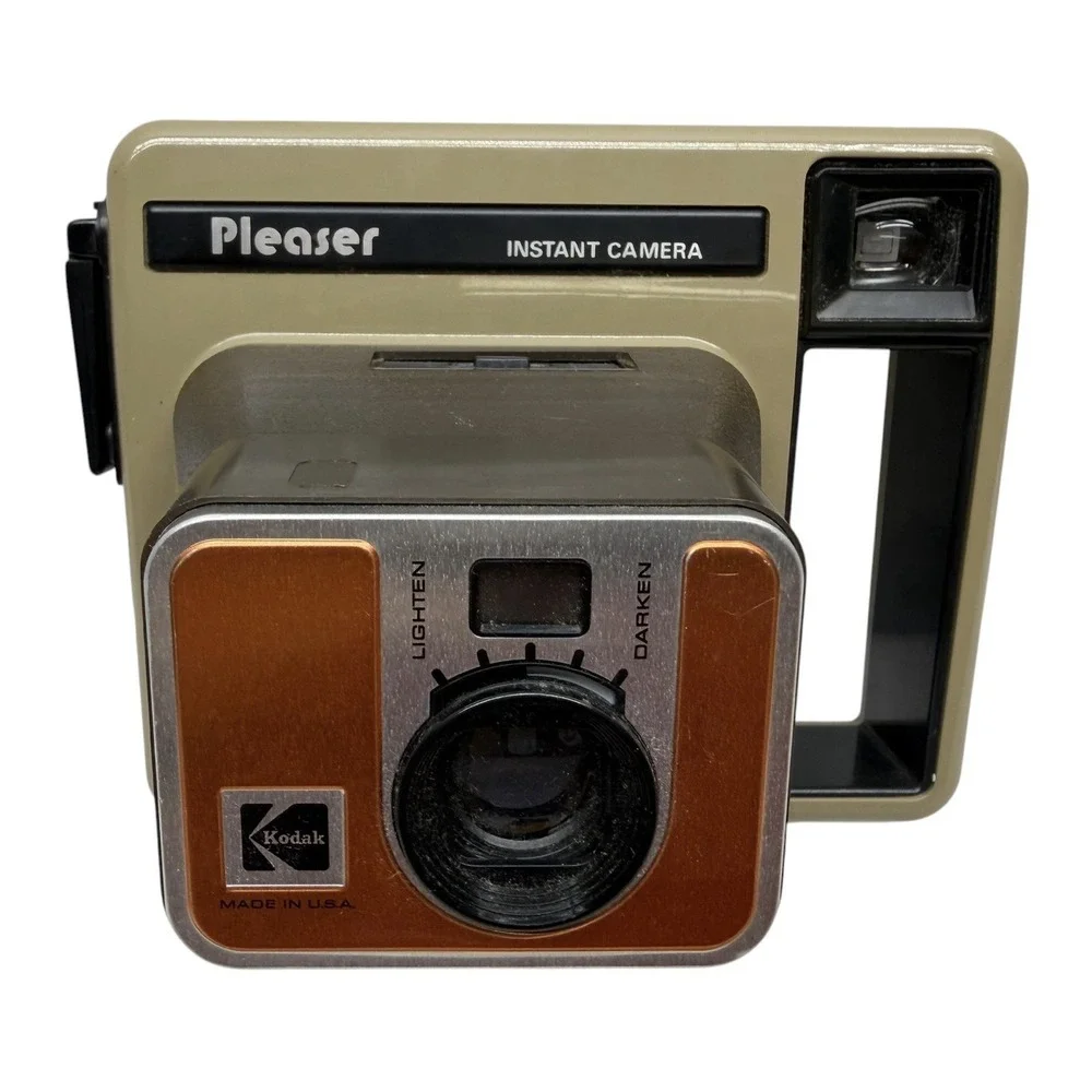 Kodak Pleaser Instant Camera A61D CAT 101-8233 w/ Manual Vintage USA Untested